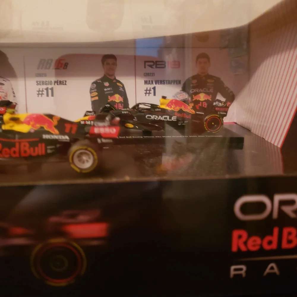 🏁 Red Bull Racing Formula 1 Cars 🏎 - Picture 8 of 14